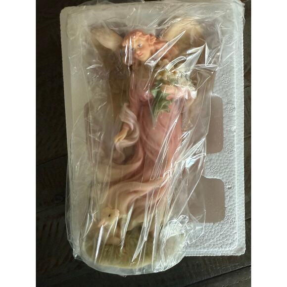 New Seraphim Classics Collectible “Faith – The Easter Child” #78036 Angel Decor - Picture 2 of 4